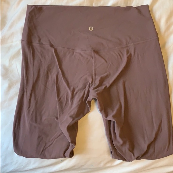 Lululemon leggings size 12 light mauve crop - Picture 2 of 4